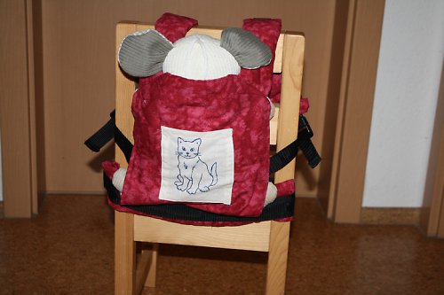 Ergonomické nosítko pro panenky - kočička — foto 1