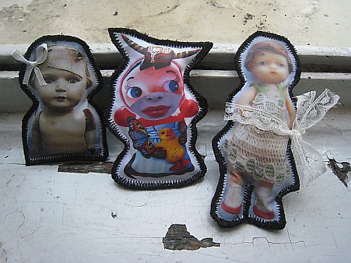 Toys...brož — foto 1