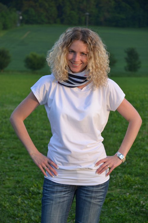 Bílé tričko — foto 1