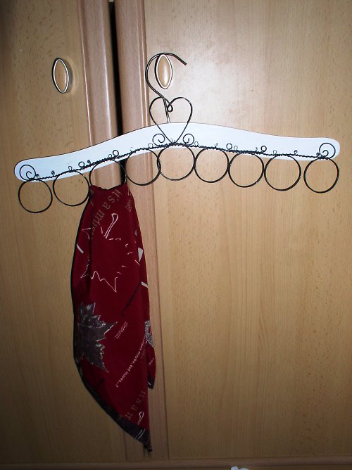 Věšáček — foto 1