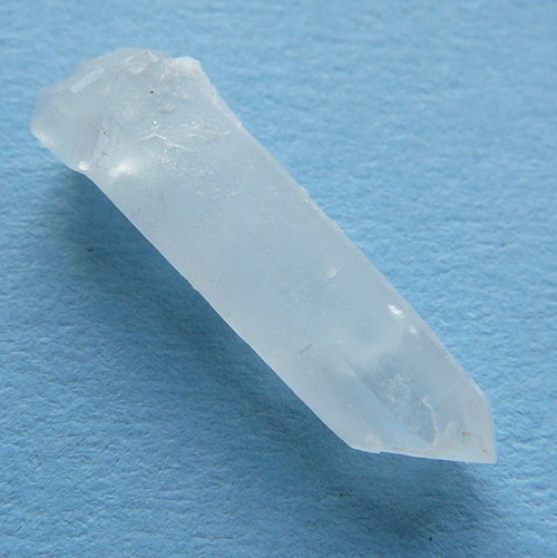 16.Křištál hrot 3cm — foto 1