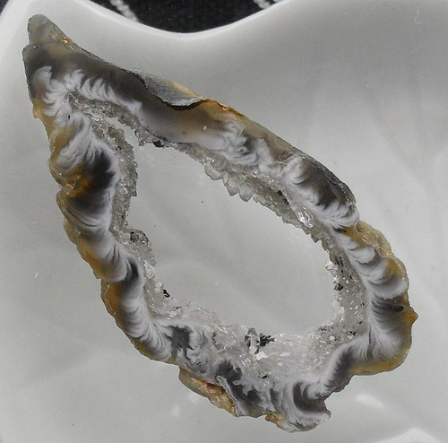 Achát peříčkový 37x18x3mm — foto 1