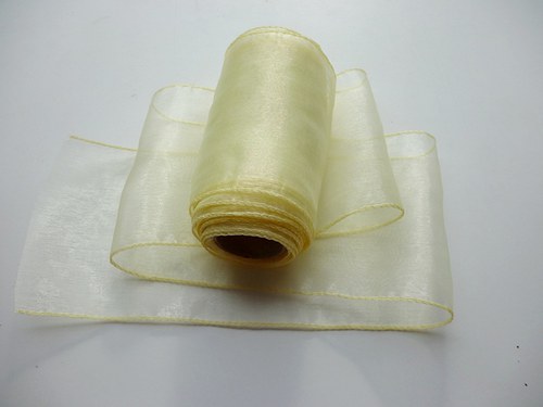 Organza stuha světle žlutá