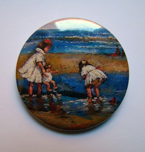 NA BŘEHU.. - placka - button - 44 mm — foto 1