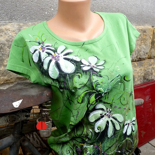 Volné triko,"KVěTY", XL,rezervace — foto 1