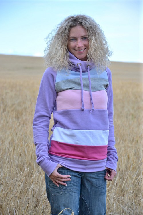 Fialová mikina — foto 1