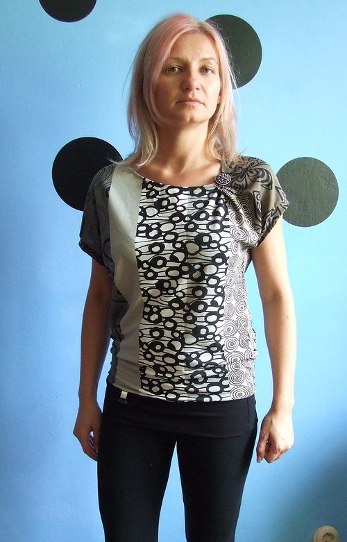 Tričko černošedé — foto 1