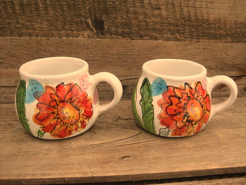 Hrníček s červenou kytkou-0,2l - sleva — foto 1