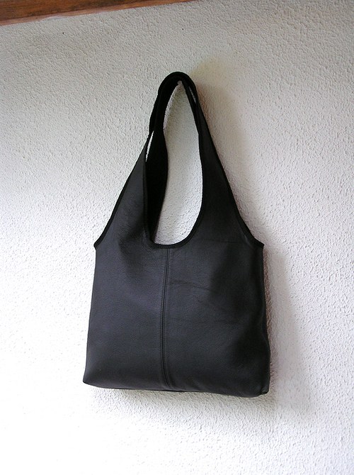 The Black Horizon no.2 - Parrot® — foto 1