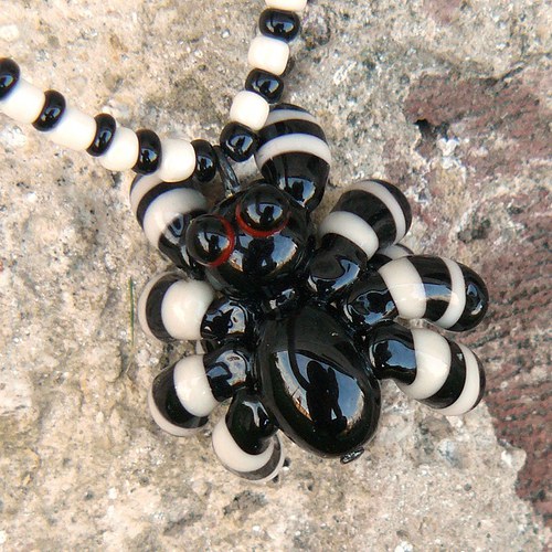 Tarantule - vinutá perle — foto 1