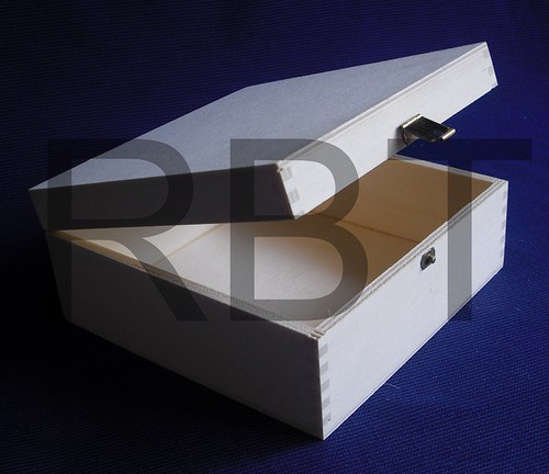 Krabička 178x178x65 — foto 1