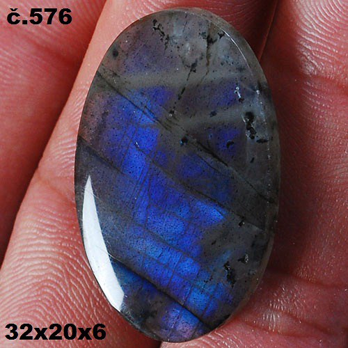 Labradorit -cabochon — foto 1