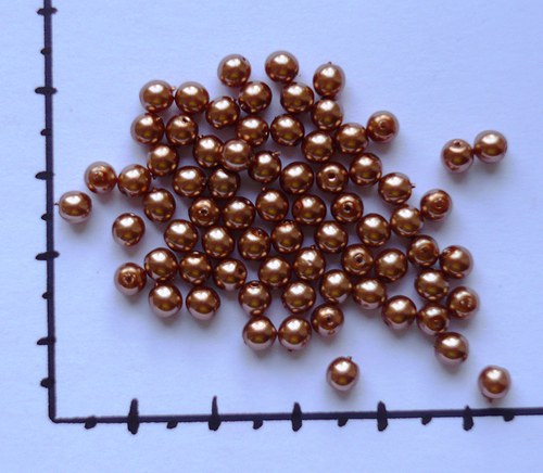 Perličky skleněné voskované bronzové 4mm,36ks — foto 1