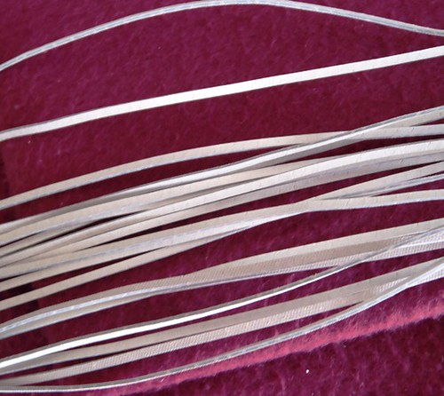 Kožená šnůrka 2mm bílá — foto 1