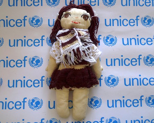 Adoptuj panenku a zachráníš dítě — foto 1