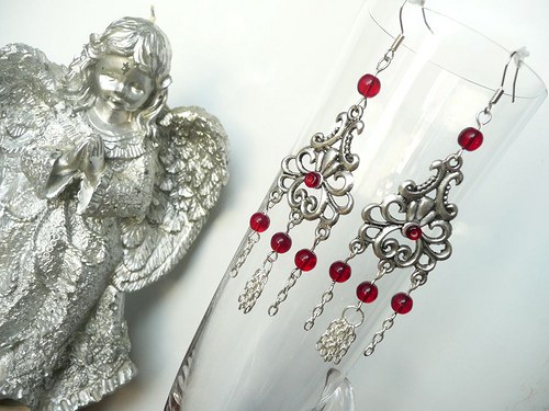 Ornamentky- červené -VÝPRODEJ — foto 1