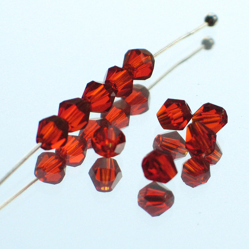 Broušené korálky, 4mm - červené — foto 1