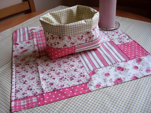 Růžový patchwork na zelené kostičce... — foto 1