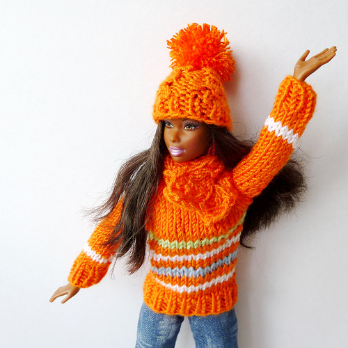 ORANGE svetr pro Barbie — foto 1