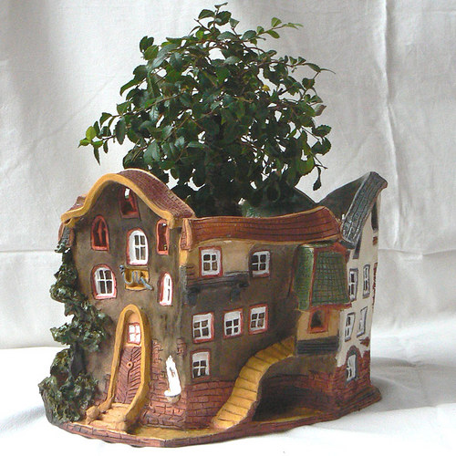 Domek s umyvadlem. — foto 1