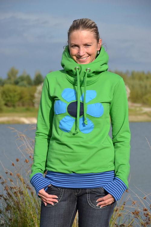 Zelená mikina — foto 1