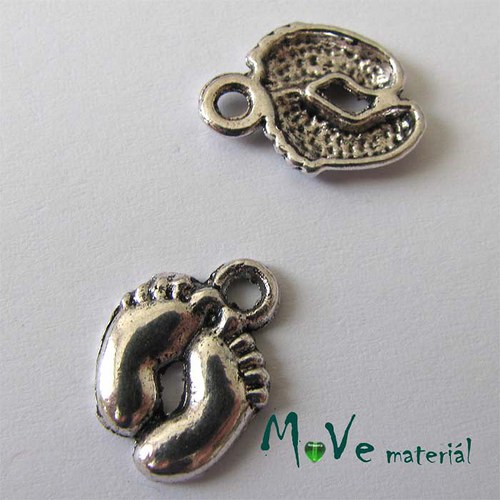 Přívěsek NOŽIČKY 10x10mm, 1ks — foto 1
