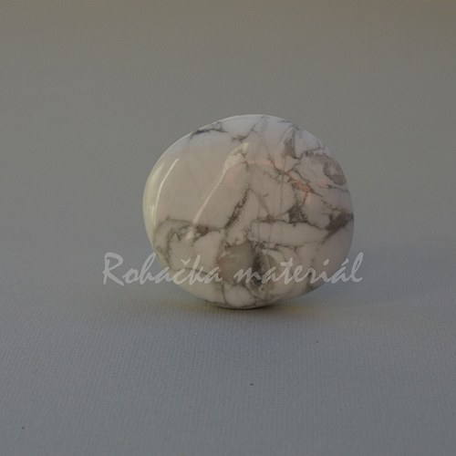 Magnezit (Howlit) — foto 1