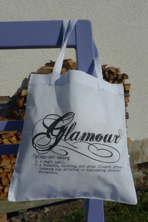 Taštička Glamour — foto 1