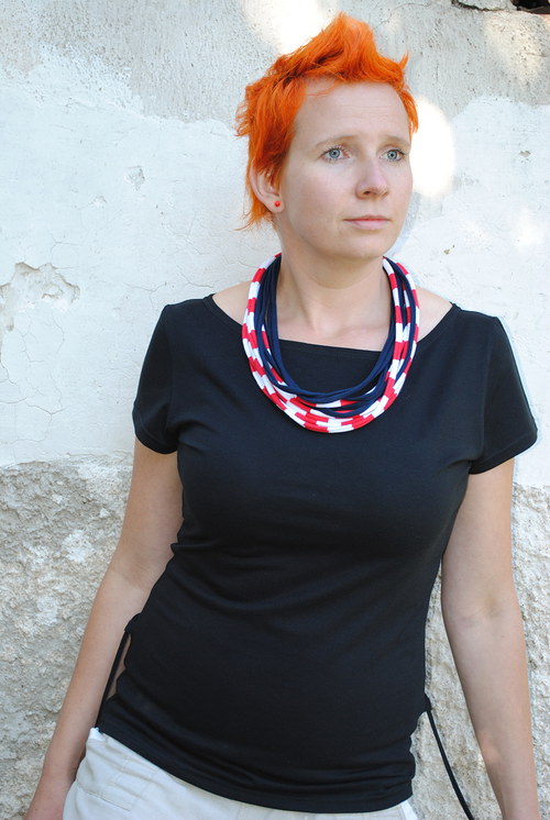 Černé triko na zakázku — foto 1