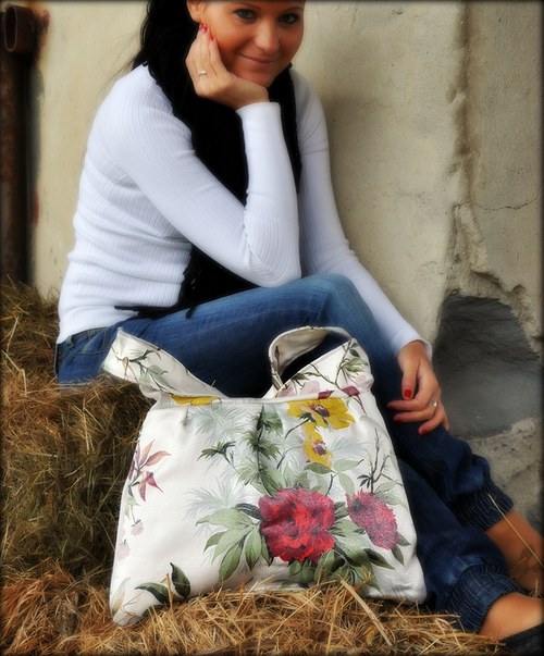AGAPE — foto 1