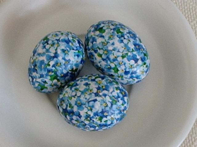 Pomněnkové kraslice — foto 1