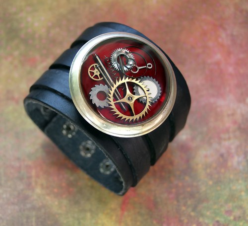 Steampunkový náramek "RED CIRCLE" — foto 1