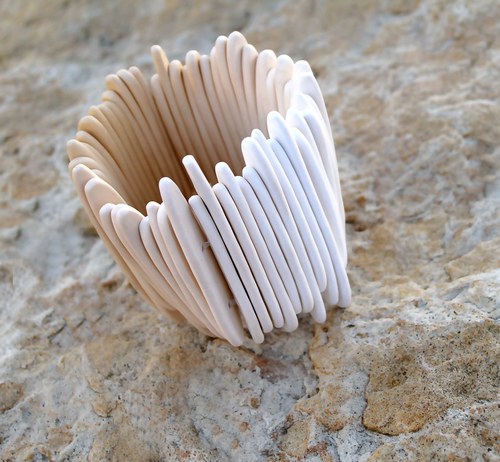 Vertical lines /beige/ — foto 1