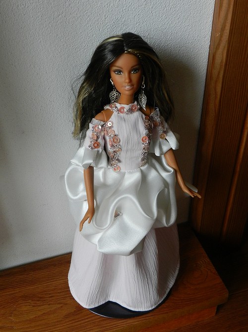 Šatičky pro Barbie — foto 1