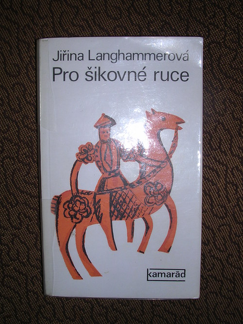 Kniha "PRO ŠIKOVNÉ RUCE" — foto 1