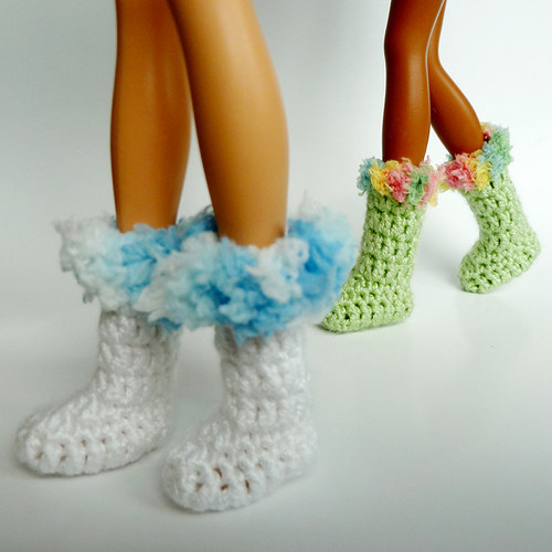 Bílé sněhule pro Barbie — foto 1