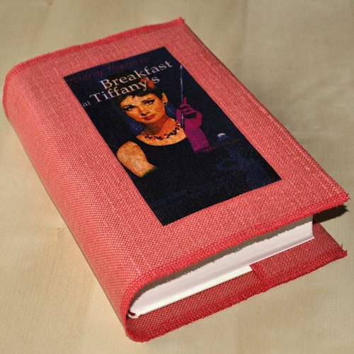 Audrey Hepburn red - obal na knihu — foto 1