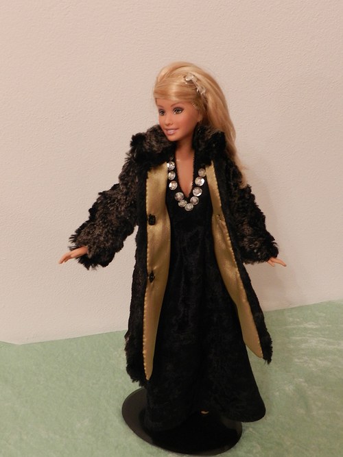 Kožíšek pro Barbie — foto 1