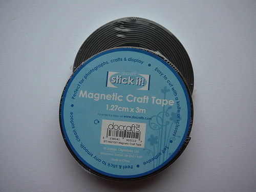Magnetická páska samolepicí — foto 1