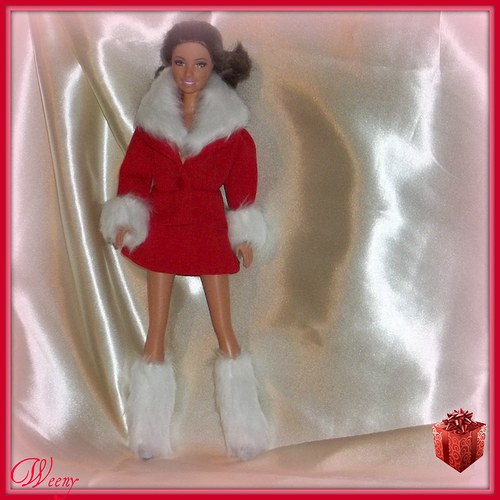 Červený kostýmek pro Barbie — foto 1