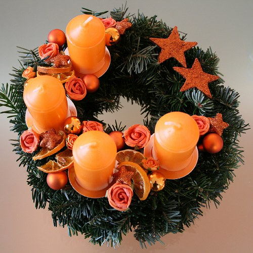 Adventní věneček do oranžova — foto 1