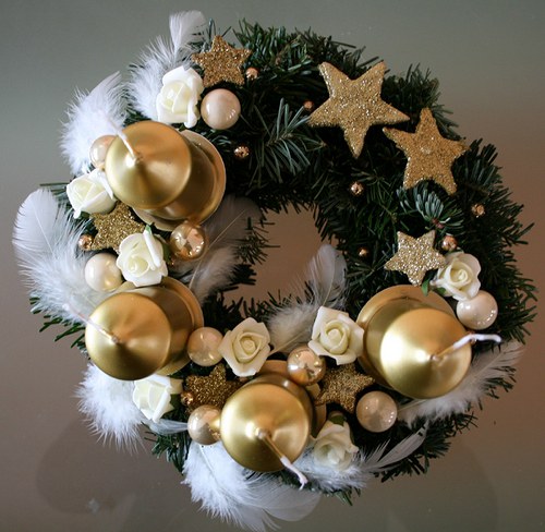 Adventní věneček krémovozlatý II. — foto 1
