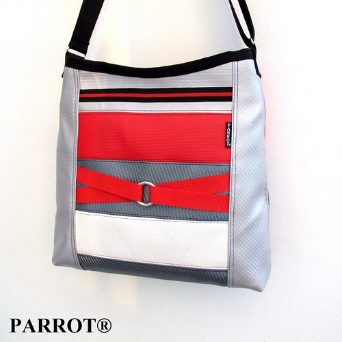 Aktovka Red Matrix Future Bag I. - Parrot® — foto 1