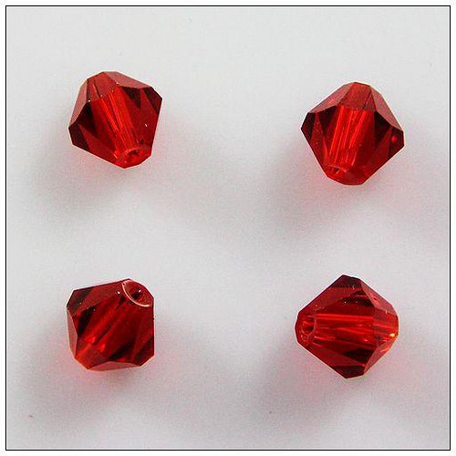 Cínovky červené čiré 40ks!! 4mm — foto 1