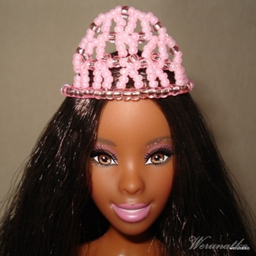 Korunka pro MISS Barbie ;) — foto 1