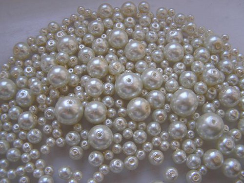 Voskované perly béžová Ø4-10mm 50g