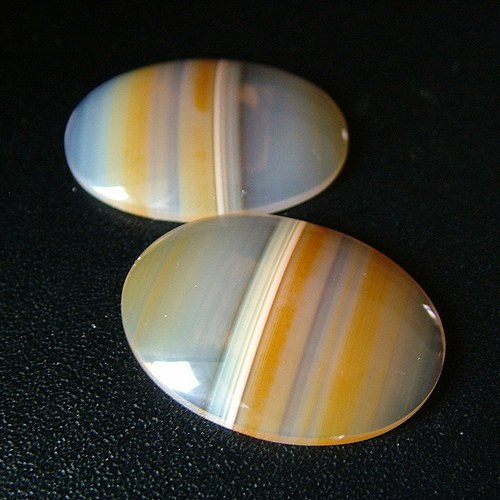 Karneol pár - 29x21x5mm