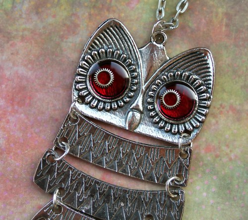 Red eyed owl — foto 1