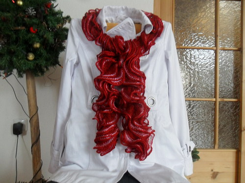Elegantní šála červená