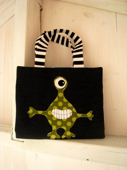 Pastelkovník s mimozemšťanem — foto 1